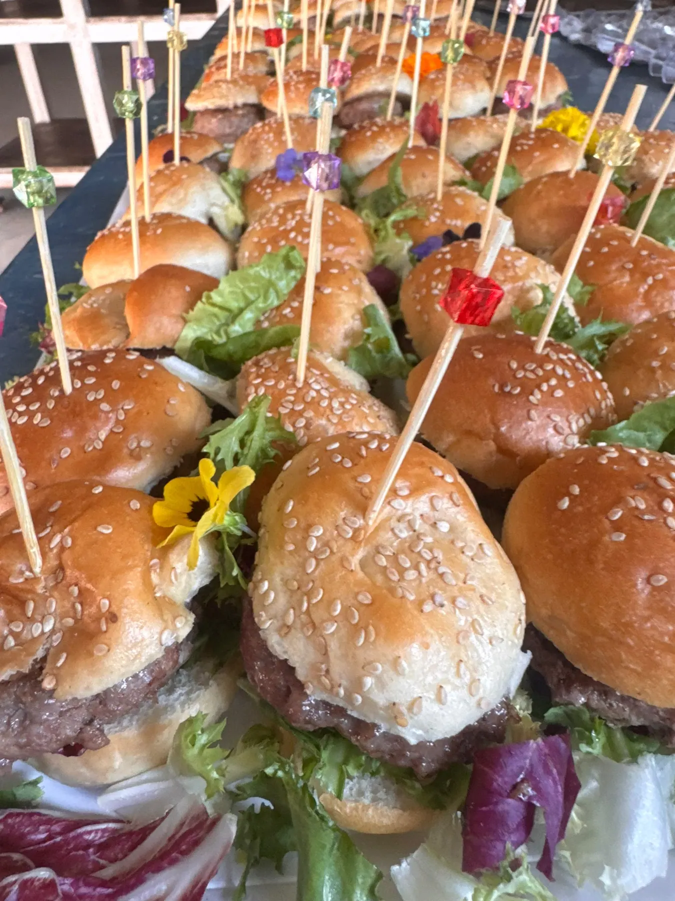 Mesa de EventArt para un cumpleaños o una presentación de producto